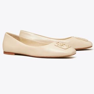 Tory Burch Cream Flats with Signature Logo